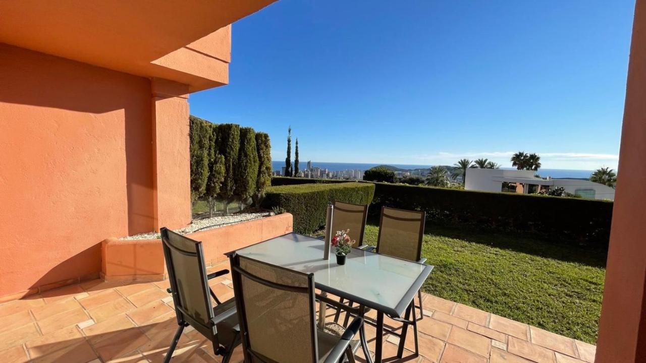 Luxyry Apartament Benidorm Финестрат Екстериор снимка